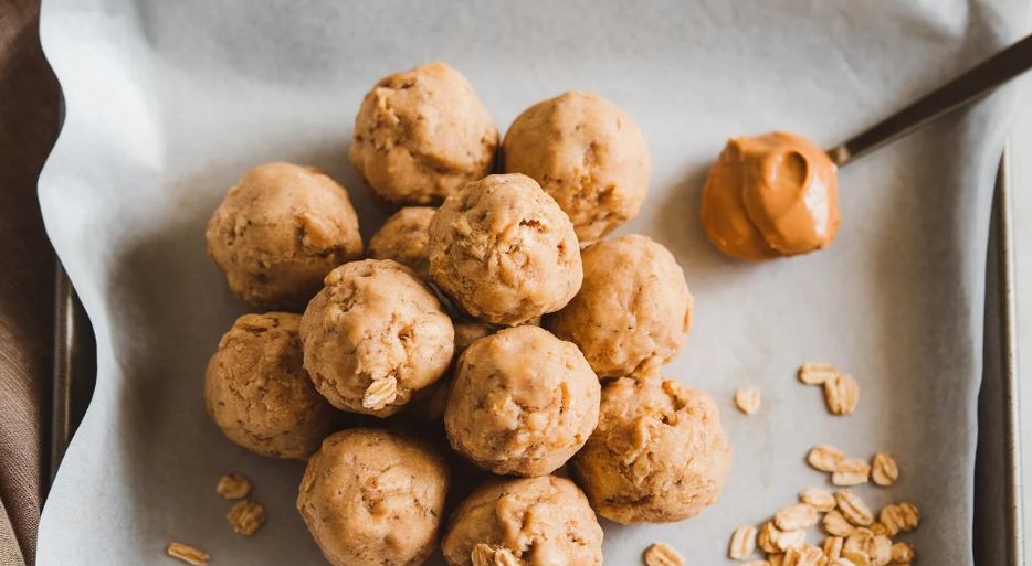 Peanut Butter Dog Treats (Balls) For Dogs