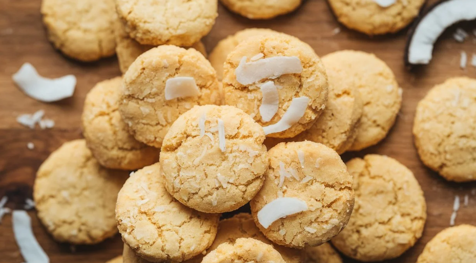 3-Ingredient Coconut Flour Dog Cookies