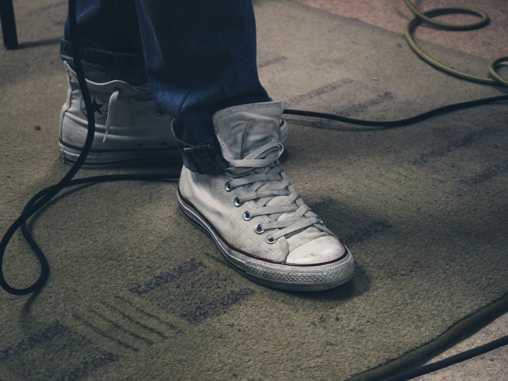 How to Clean Converse Shoes