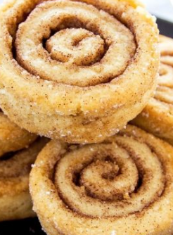 Cinnamon Roll Dog Treats (Bakery-Style Swirls Your Pup Will Love)